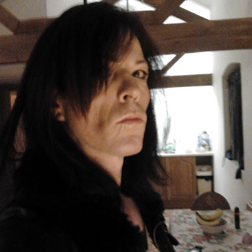 Stacie Simpson Photo 8
