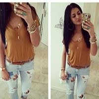 Deborah Rivas Photo 10