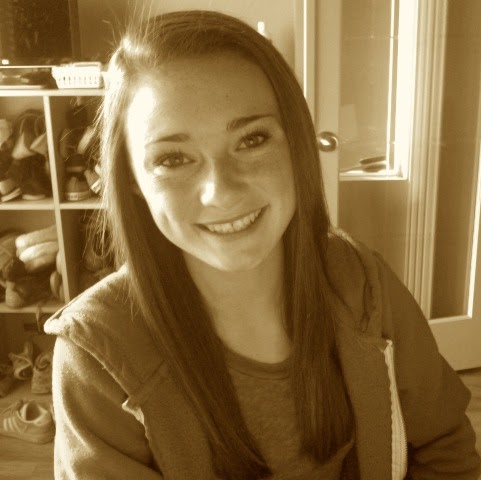 Alyssa Hunt Photo 23