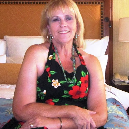 Vickie Sims Photo 21