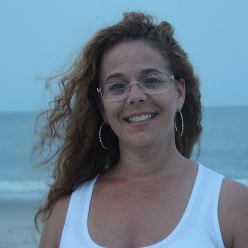 Linda Wise Photo 30