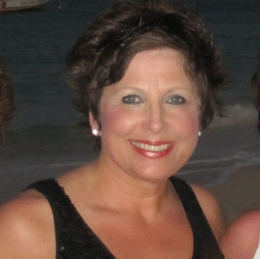 Kim Sutton Photo 10