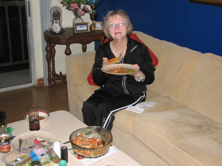 Linda Daniel Photo 22
