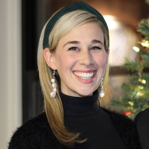 Elizabeth Rasmussen Photo 23