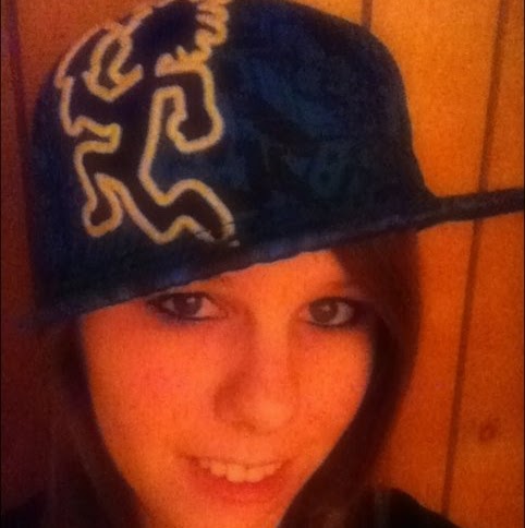 Alyssa Lytle Photo 2