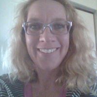 Heidi Lowe Photo 16