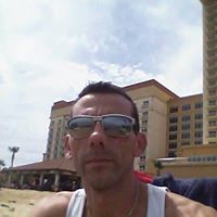 Russell Farris Photo 28