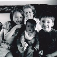 April Murphy Photo 36