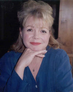 Holly Harrison Photo 27
