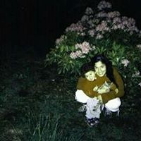 Julia Reyes Photo 27