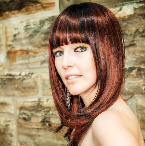 Bonnie Lynch Photo 32
