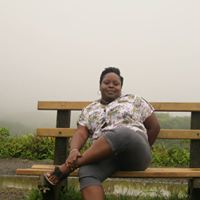 Alicia Hinds Photo 29