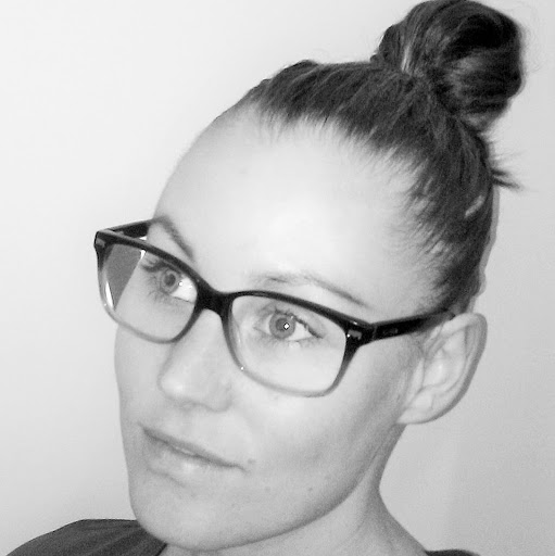 Heidi Hansen Photo 7