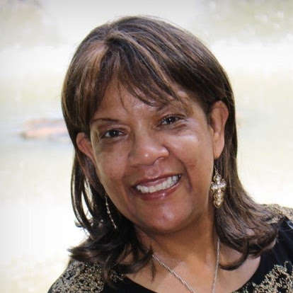Diana Williams Photo 31