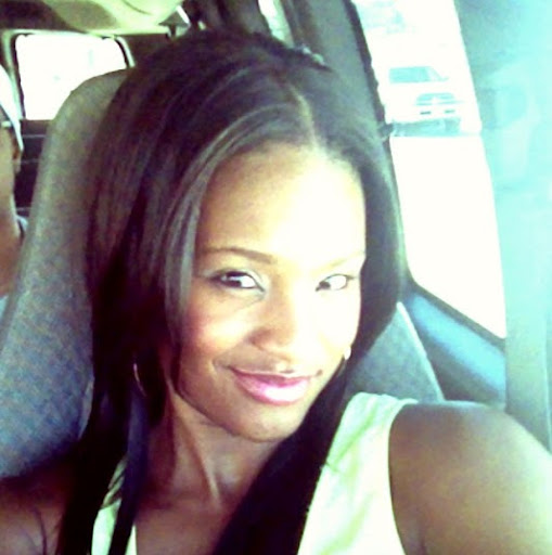 Tara Fields Photo 19
