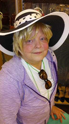Vickie Schwartz Photo 18