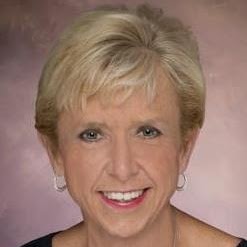 Shelley Holloway Photo 6