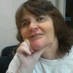 Suzanne Doherty Photo 30