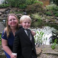 Alice Dawson Photo 15
