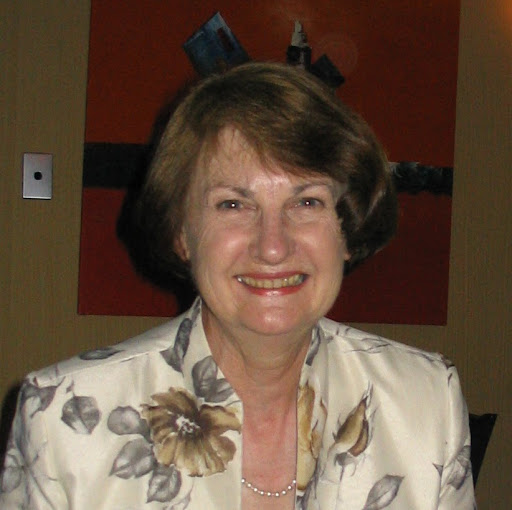 Sue Lindsay Photo 24