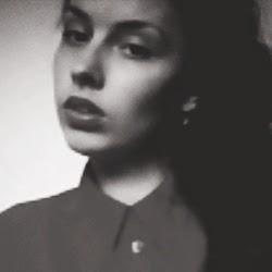 Lana Cooper Photo 4