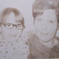 Alicia Elkins Photo 6