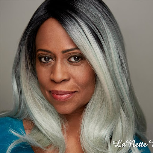 Lanette Robinson Photo 4