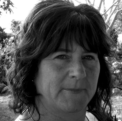 Debbie Bond Photo 22