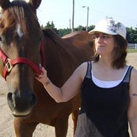 Lisa Horvath Photo 23