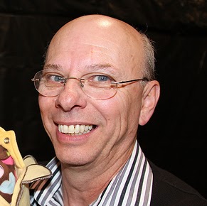 Robert Kitchen Photo 22
