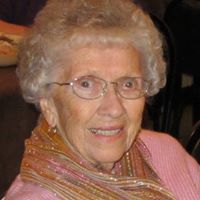 Rosalie Russell Photo 5