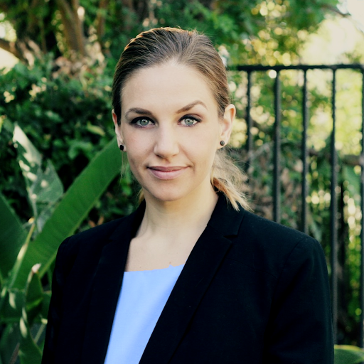 Jennifer Moulton Photo 6