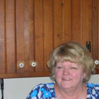 Deborah Qualls Photo 16