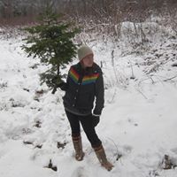Julia Zeller Photo 9