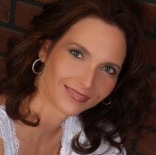 Adrienne Davis Photo 30