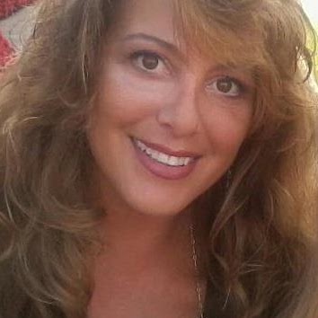 Shelley Ellis Photo 34