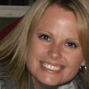 Michelle Thacker Photo 30