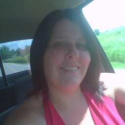 Michelle Cates Photo 38