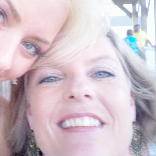 Tanya Norris Photo 24