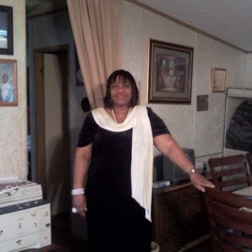 Nancy Raynor Photo 20