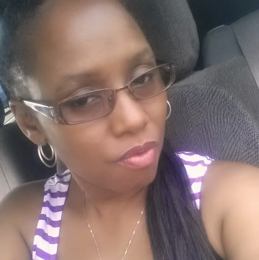 Regina Thomas Photo 18