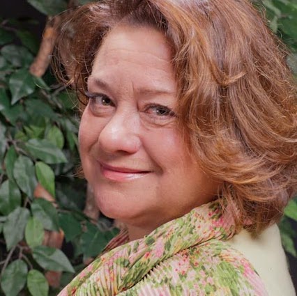 Angela Price Photo 46