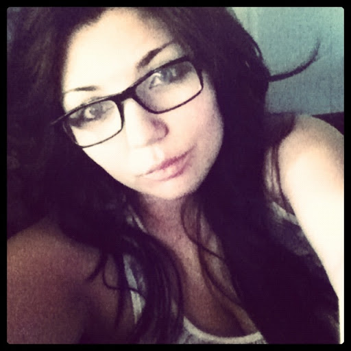 Christina Medina Photo 4