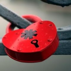 Andrea Schmitt Photo 32
