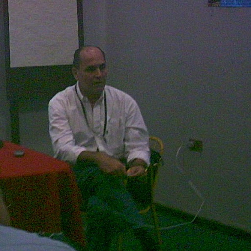 Roberto Quintanilla Photo 27