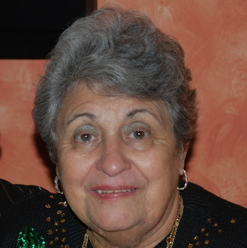 Jean Tucker Photo 38