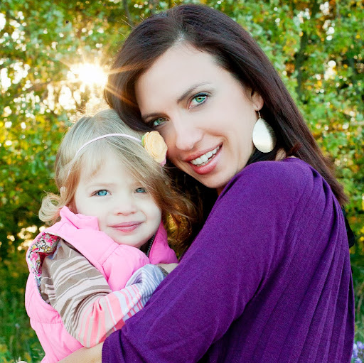 Julie Riddle Photo 18