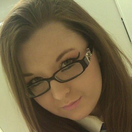 Catherine Roberts Photo 37