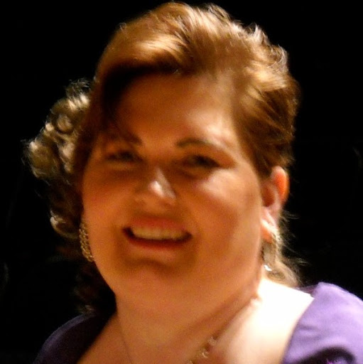 Rebecca Vaughn Photo 36