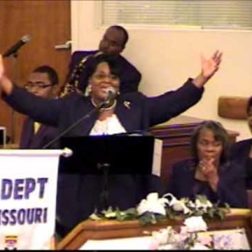 Joyce Graham Photo 33
